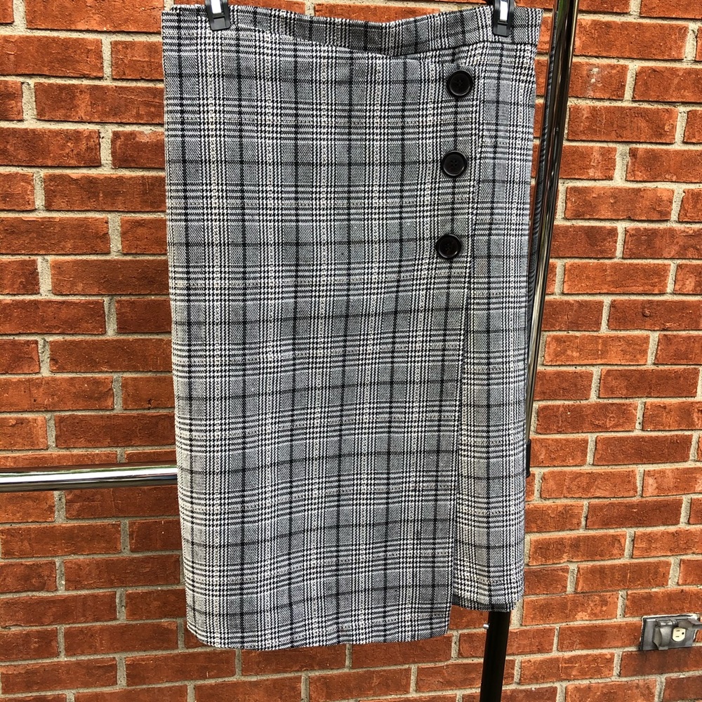 NWT Eloquii Sz 20 plaid faux wrap skirt.